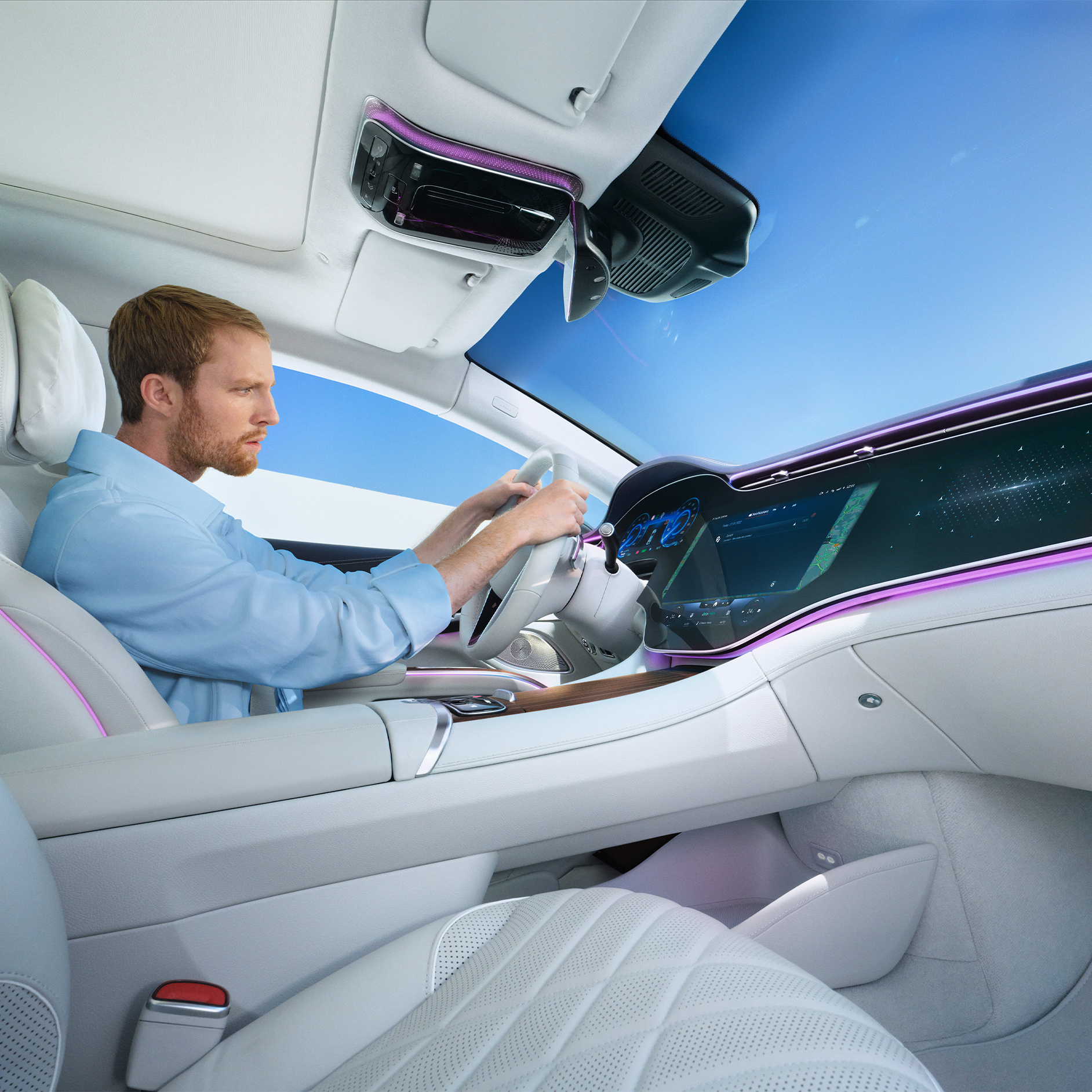 Asistente de voz MBUX | Equipamiento de serie | Mercedes-Benz El Asistente de voz MBUX como parte de los servicios básicos de los extras digitales de Mercedes-Benz.