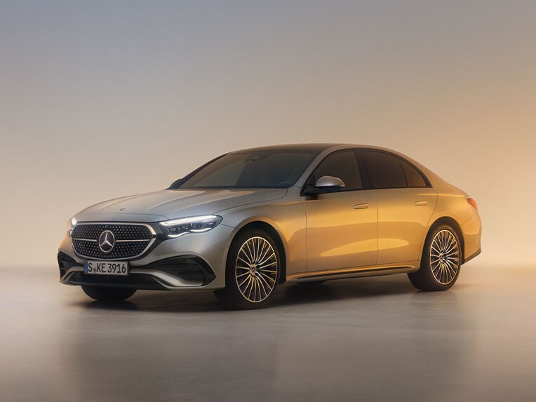 El exterior del Clase E de Mercedes-Benz.