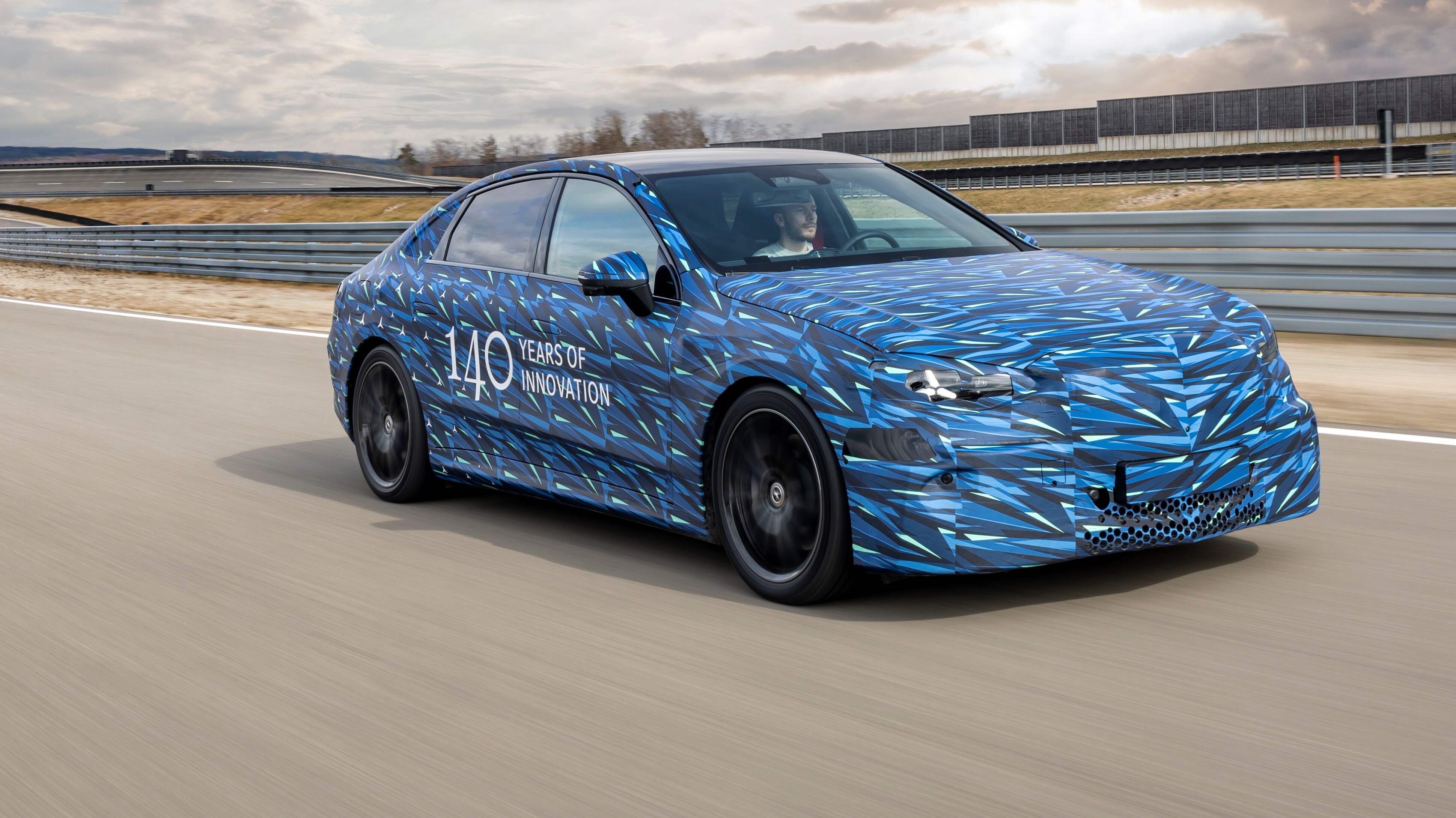 El recorrido de prueba del nuevo Clase C eléctrico