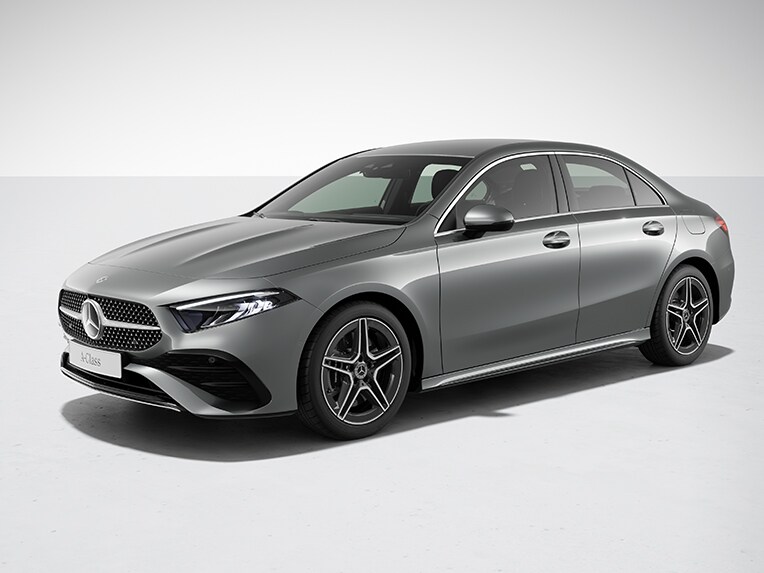 El exterior del Clase A Berlina de Mercedes-Benz con la línea AMG Line.