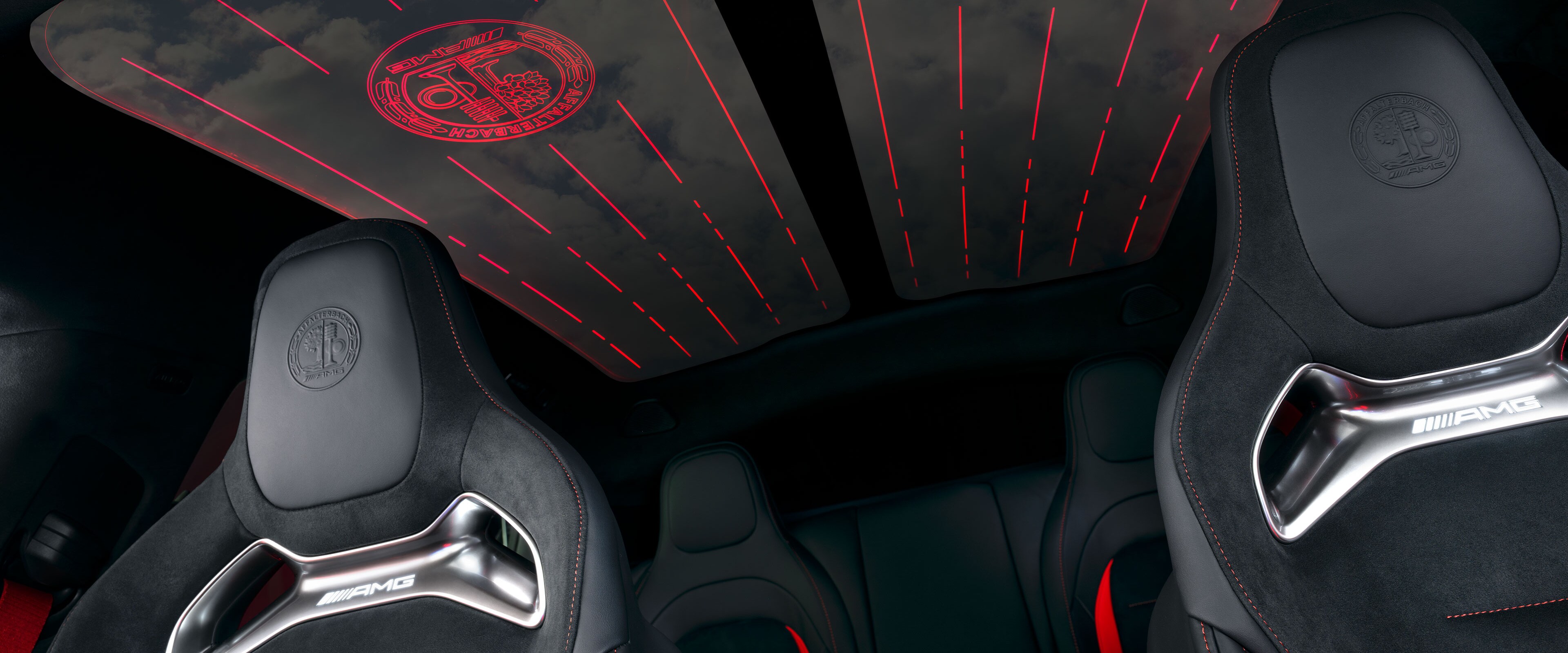 El Mercedes-AMG GT Coupé de 4 puertas de Mercedes-AMG completamente nuevo.