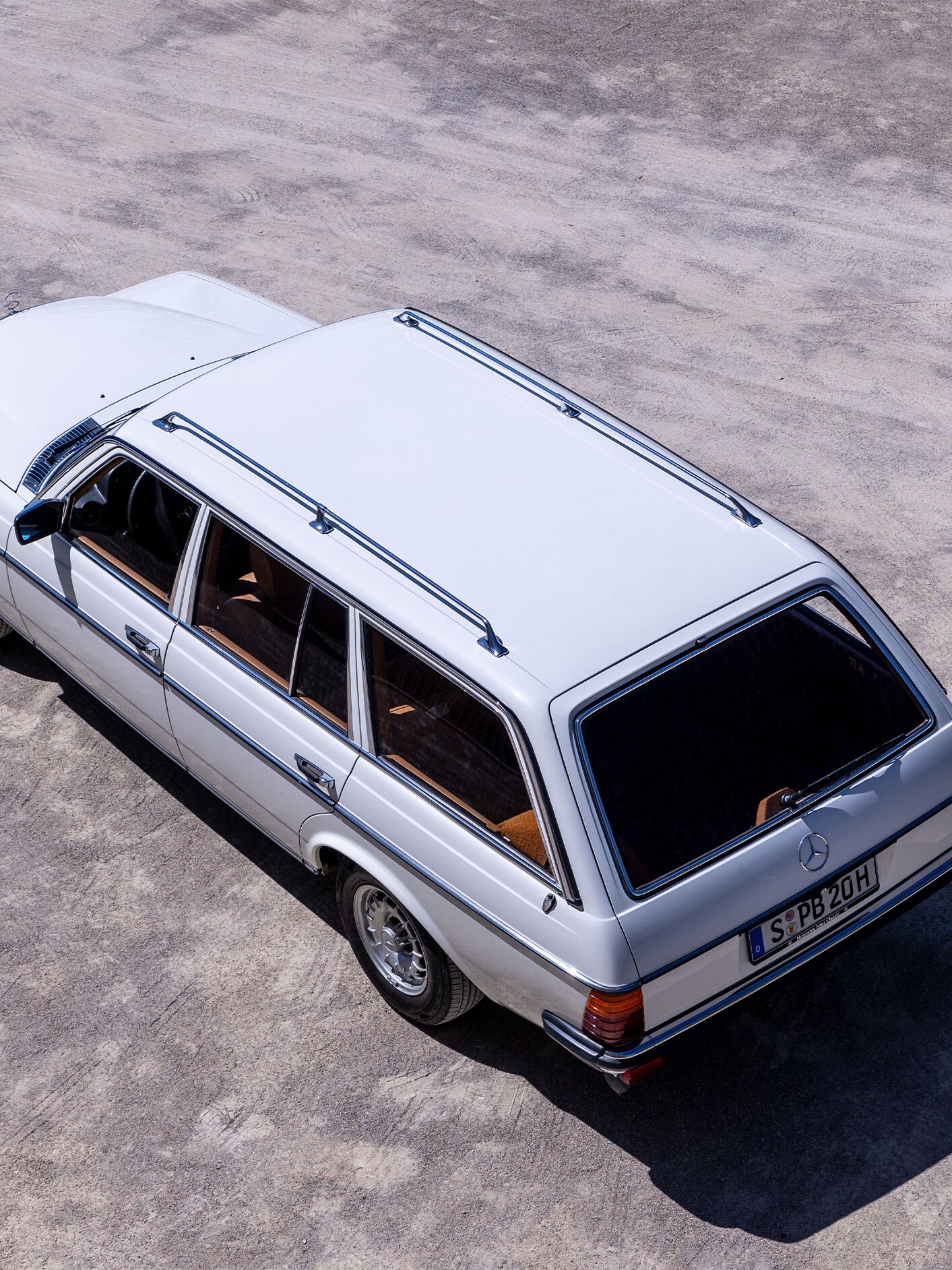 Vista superior del Mercedes-Benz S123.