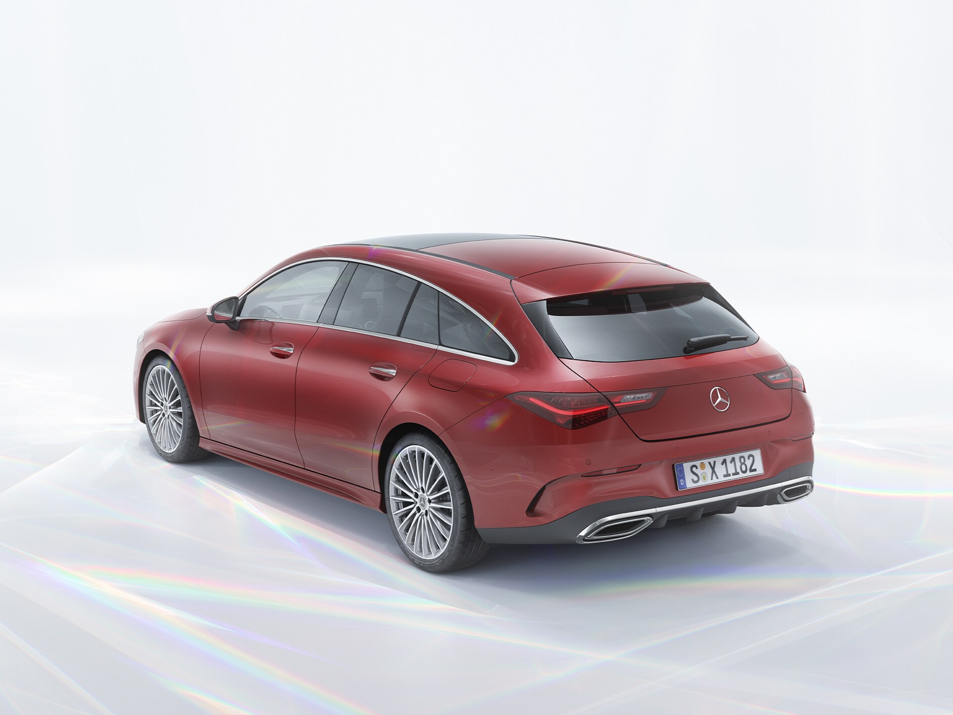 Vista trasera del Mercedes-Benz CLA Shooting Brake de Mercedes-Benz.