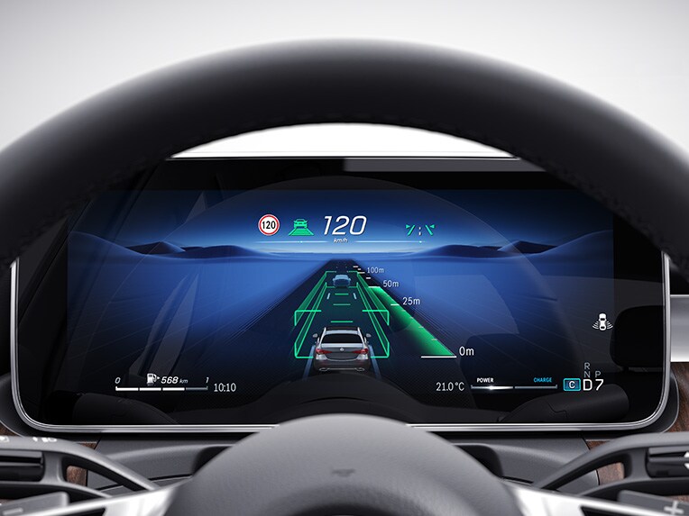 El asistente activo de distancia DISTRONIC en el Mercedes-Benz Clase C Estate.