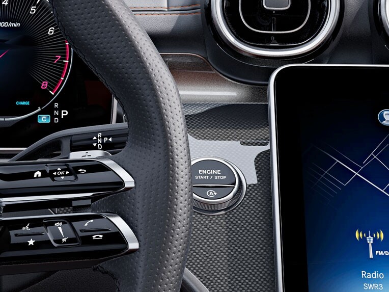 El Mercedes-Benz Clase C Estate con la función de arranque KEYLESS-GO.
