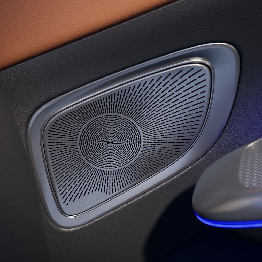 El sistema de sonido surround 3D Burmester® en el nuevo Clase C Berlina de Mercedes-Benz.