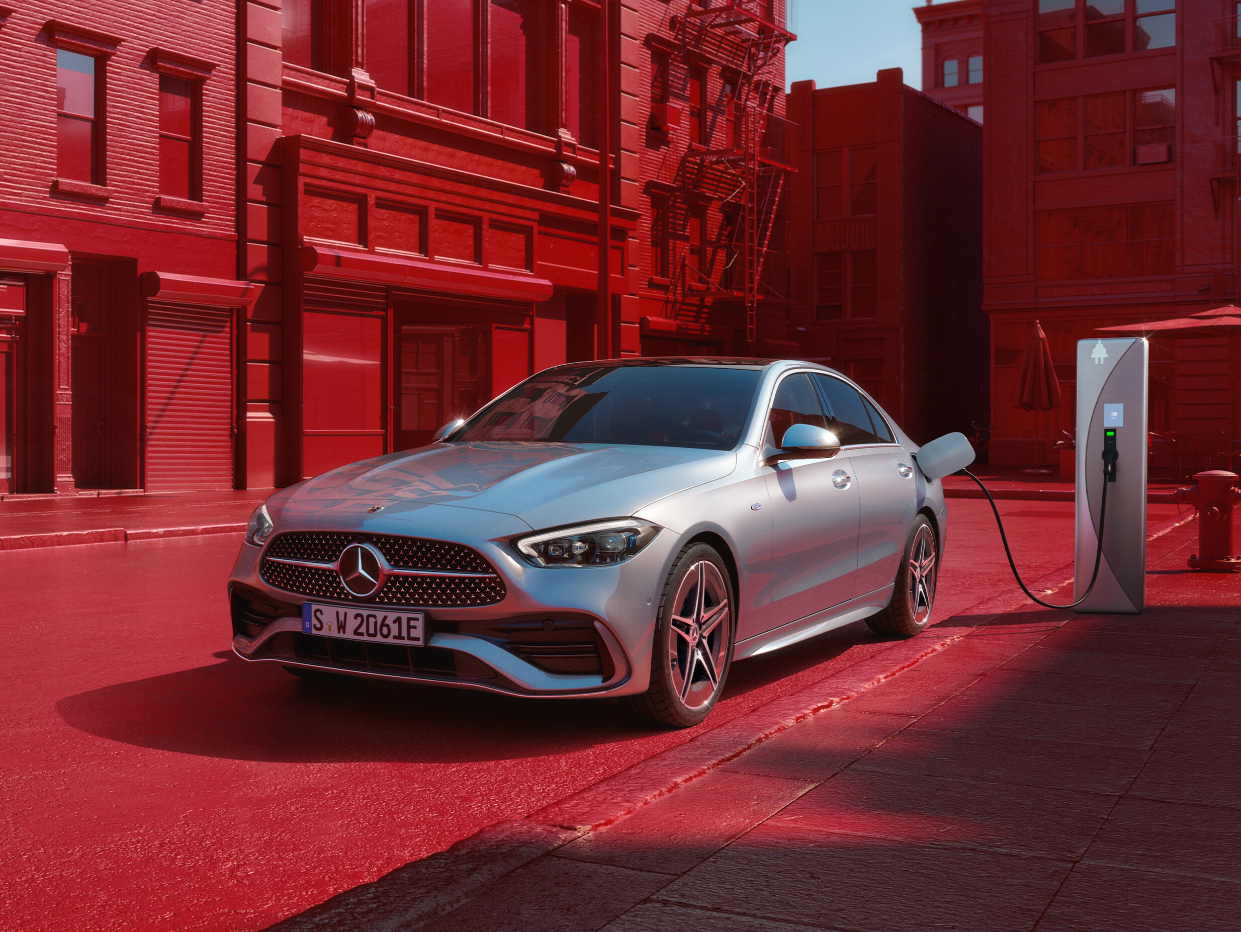 Visual de un Clase C Berlina enchufado al cargador