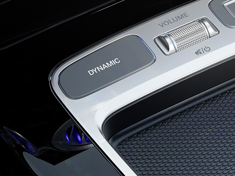 La función DYNAMIC SELECT del Mercedes-Benz CLA Coupé.