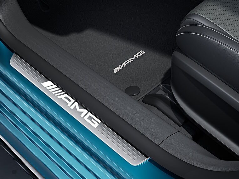 Listones de umbral en el CLA Coupé de Mercedes-AMG.