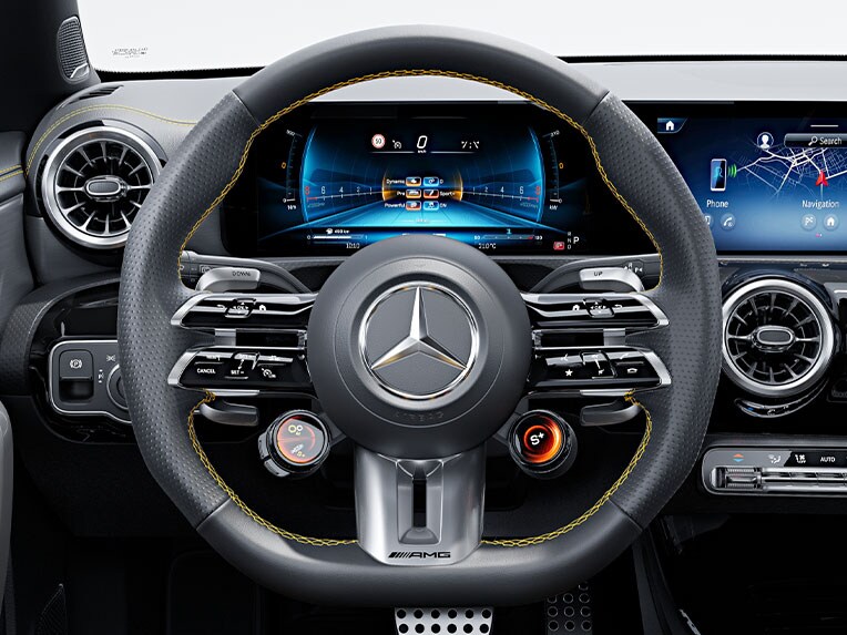 El volante AMG Performance en napa del CLA Shooting Brake de Mercedes-AMG.