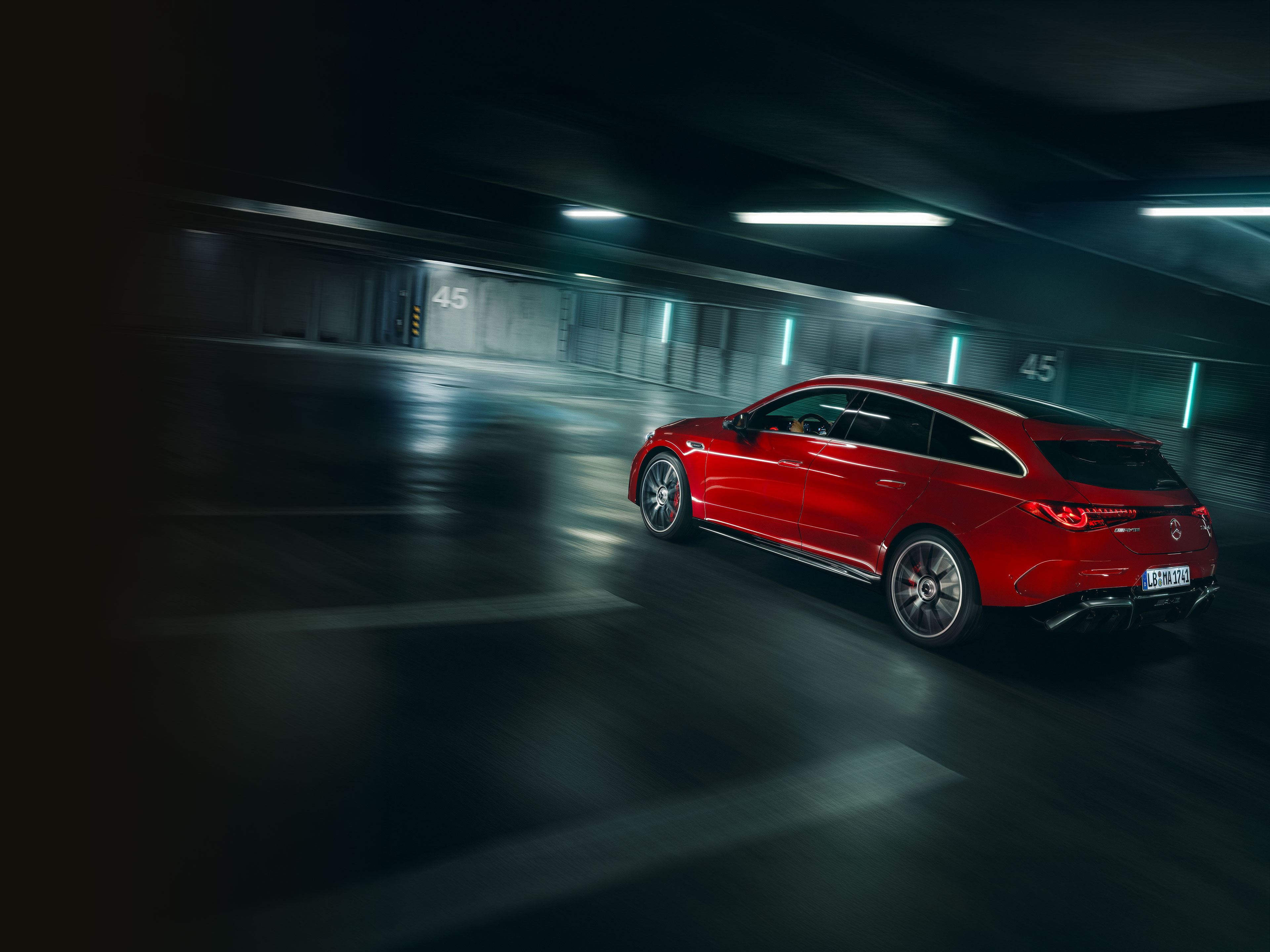 Prestaciones | CLA Shooting Brake | Mercedes-AMG Las prestaciones del nuevo Mercedes-AMG CLA 45 eléctrico 4MATIC+ Shooting Brake.