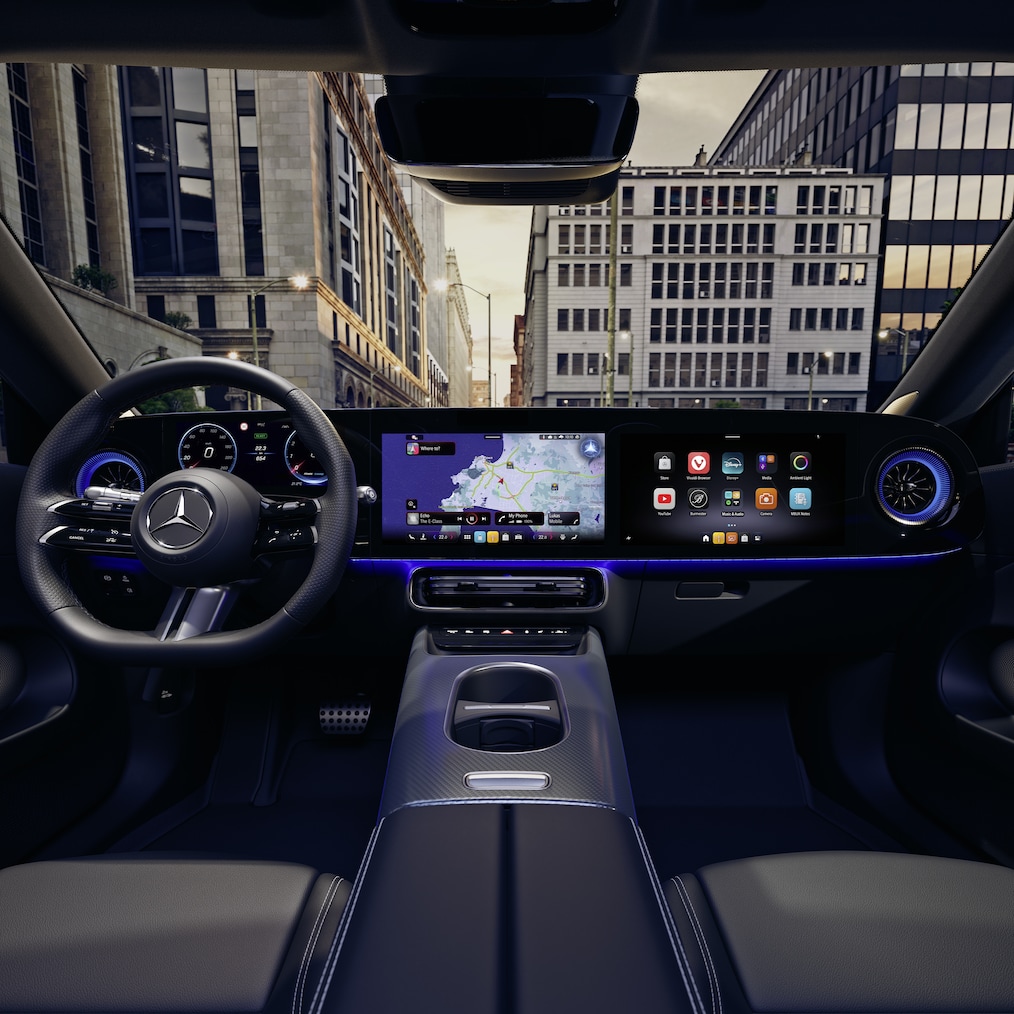 El nuevo puesto de conducción con MBUX Superscreen en el interior del nuevo CLA Shooting Brake.