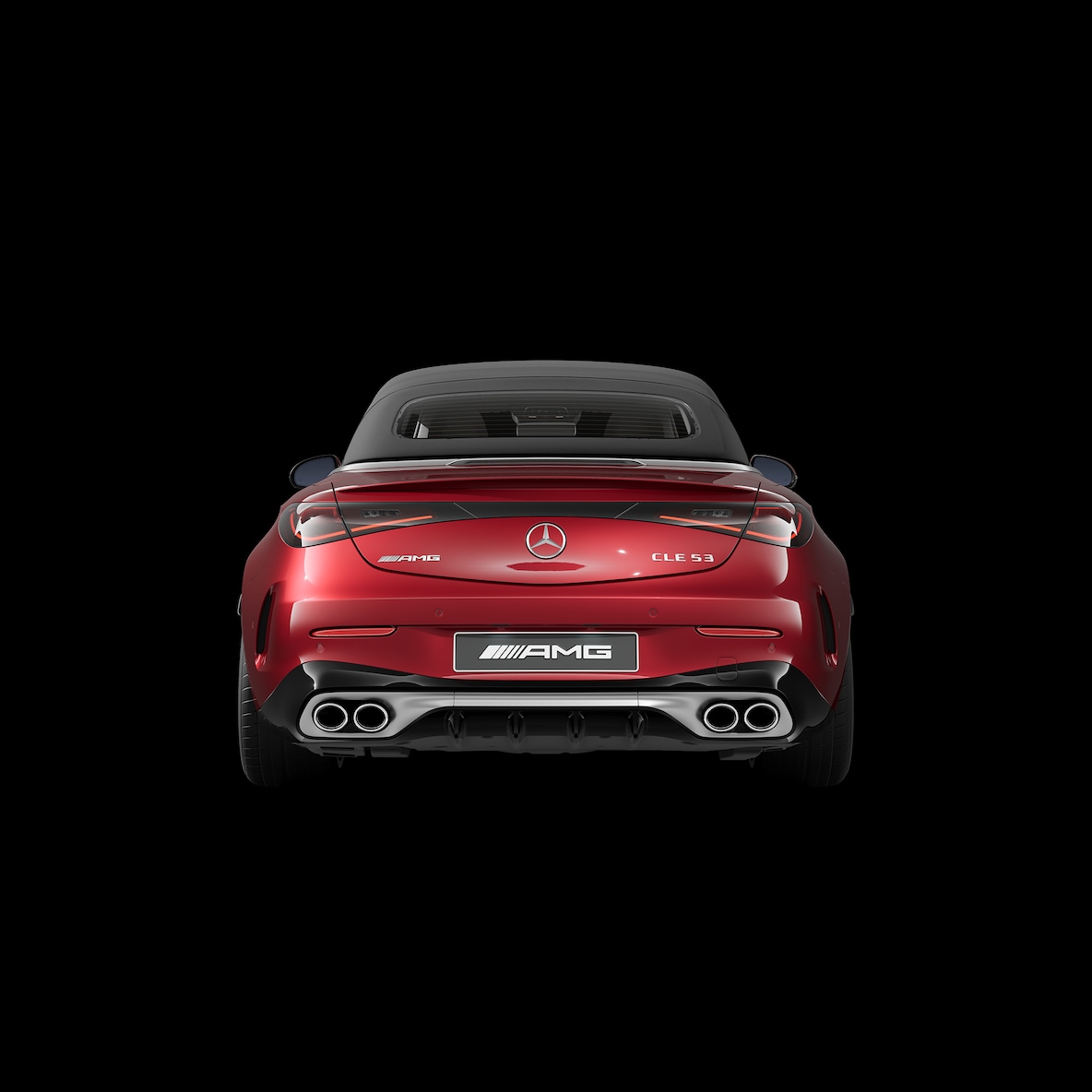 El CLE Cabrio de Mercedes-AMG con el paquete exterior de fibra de carbono AMG II opcional.