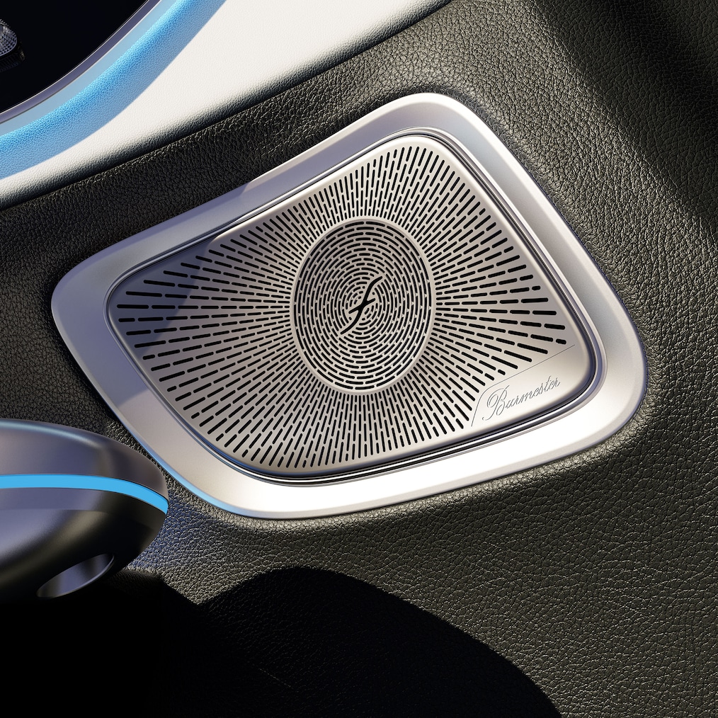 El sistema de sonido surround 3D Burmester® en el CLE Cabrio de Mercedes-Benz.