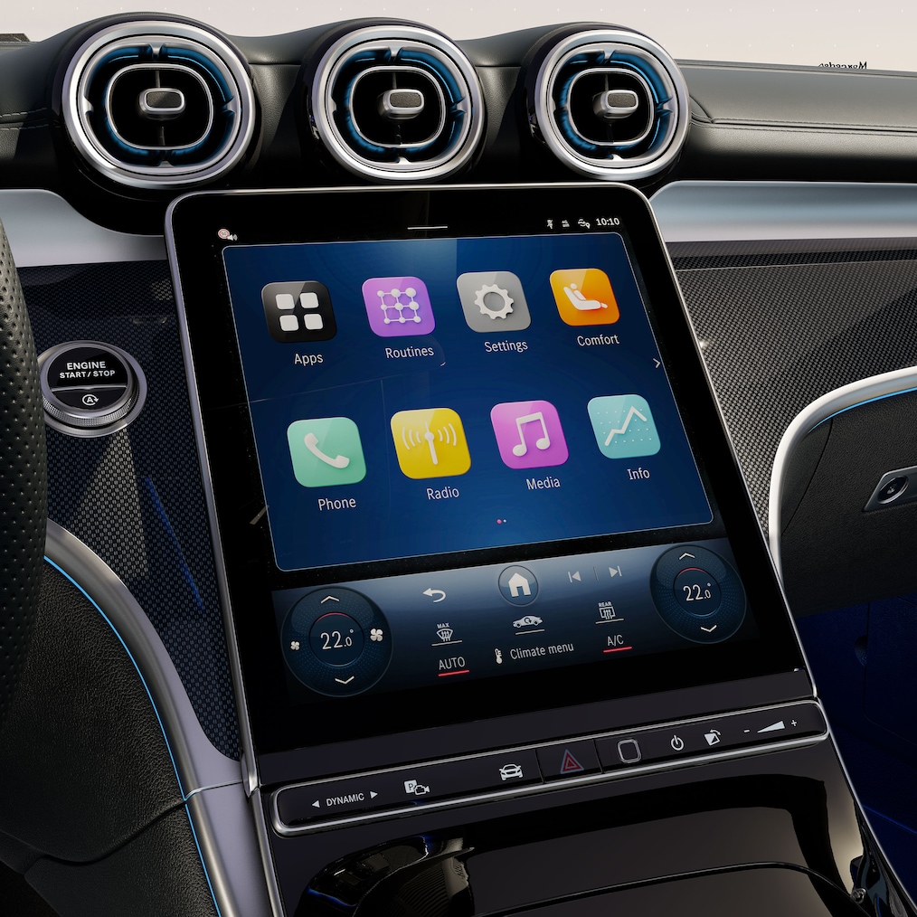 El visualizador central de 30,2 cm (11,9") en el Mercedes-Benz CLE Cabrio.
