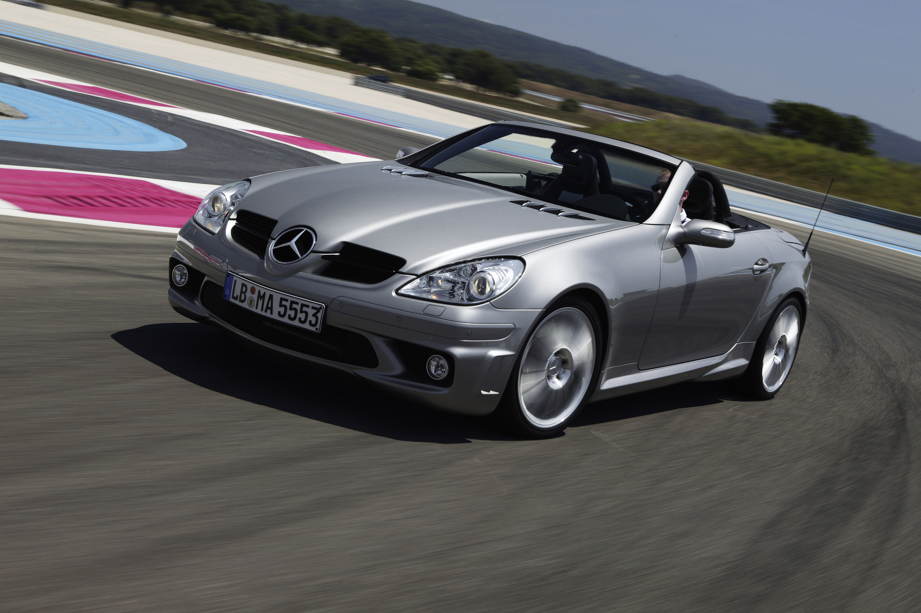 SLK de la siguiente generación (R 171) a partir de 2004 SLK de la siguiente generación (R 171) a partir de 2004