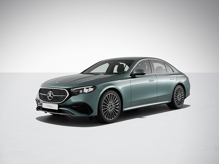 El exterior del Mercedes-Benz Clase E Berlina con la línea de equipamiento AMG Line.