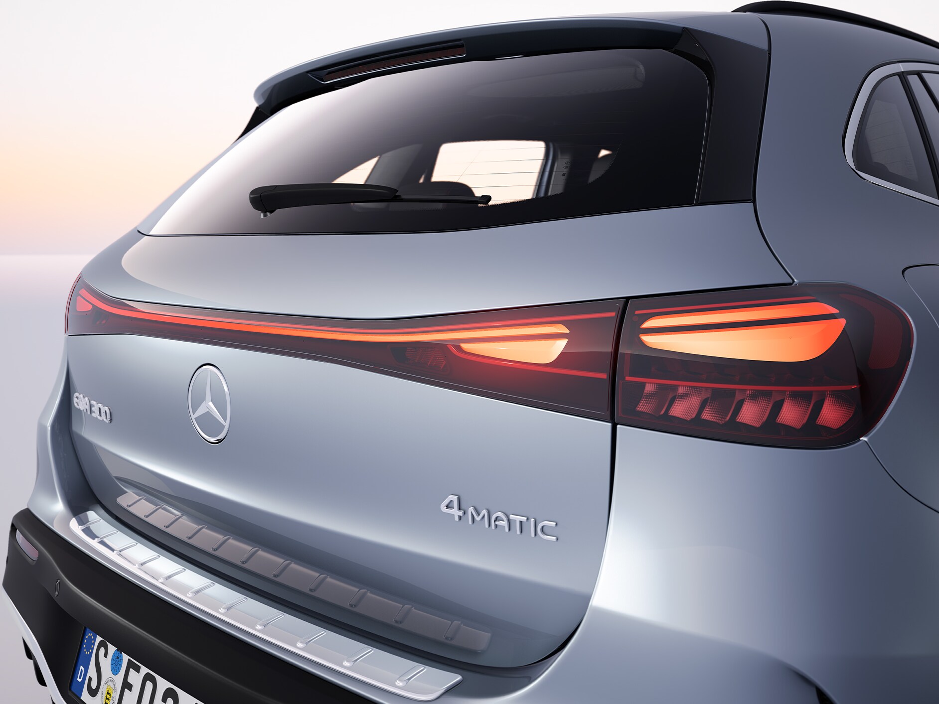 Concierta un recorrido de prueba con el EQA de Mercedes-Benz en tu concesionario más cercano.