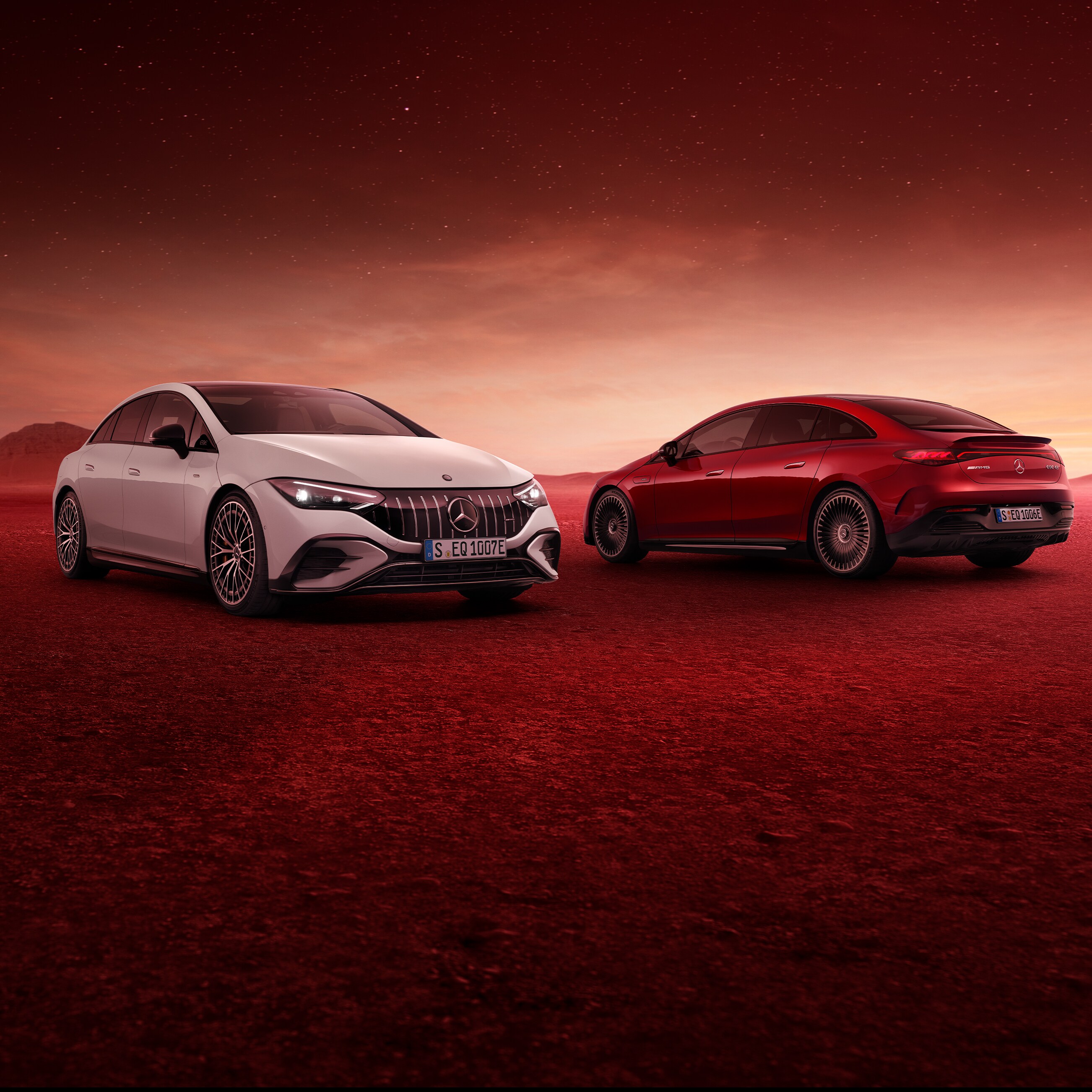 Tres modelos híbridos y totalmente eléctricos de Mercedes-AMG en color blanco