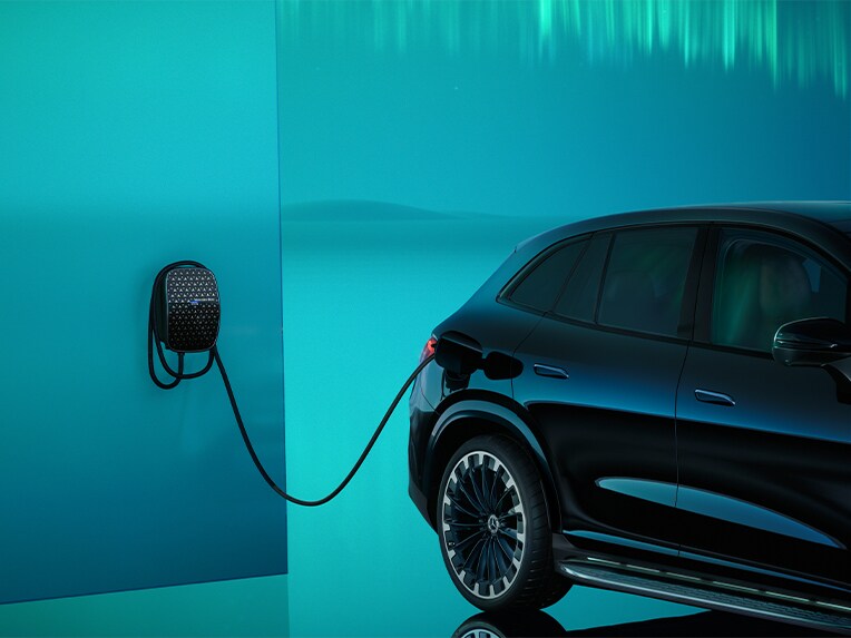 Una Mercedes-Benz Wallbox en la pared.