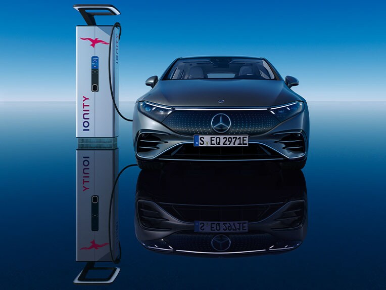 Plug & Charge para el Mercedes-Benz EQS Berlina.