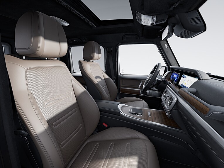 El Clase G totalmente eléctrico de Mercedes-Benz con la línea de equipamiento EXCLUSIVE para el interior del vehículo.