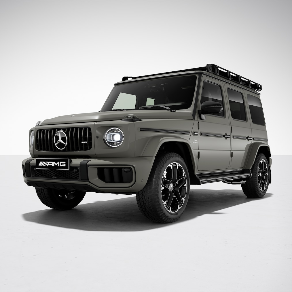 Vista frontal lateral de un Mercedes-AMG G 63 con paquete AMG Offroad PRO.