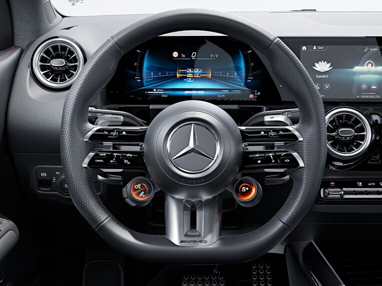 Volante AMG Performance en el Mercedes-AMG GLA.