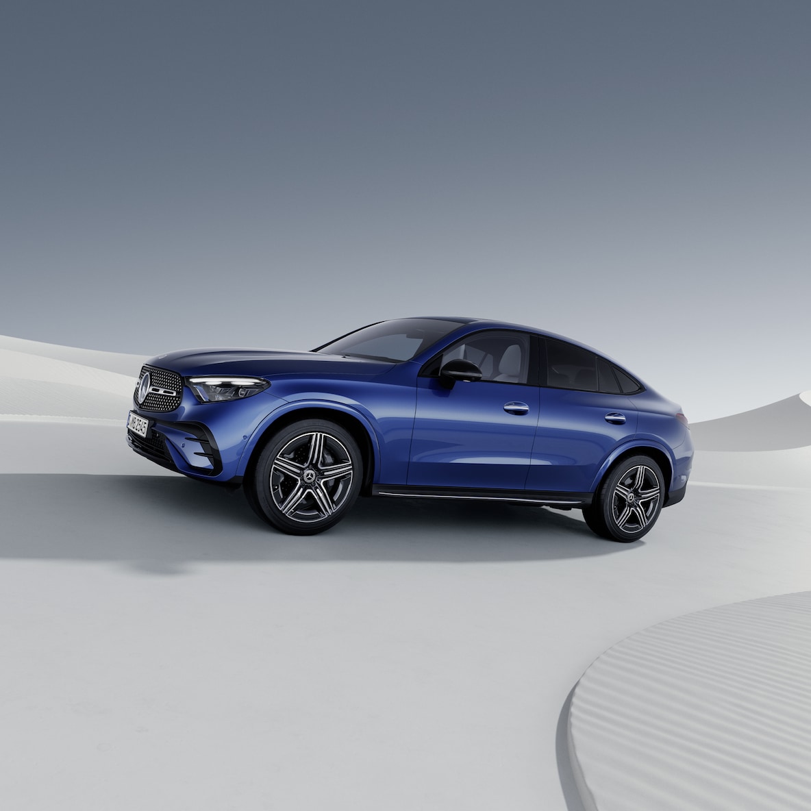 Escorzo frontal del GLC Coupé de Mercedes-Benz 