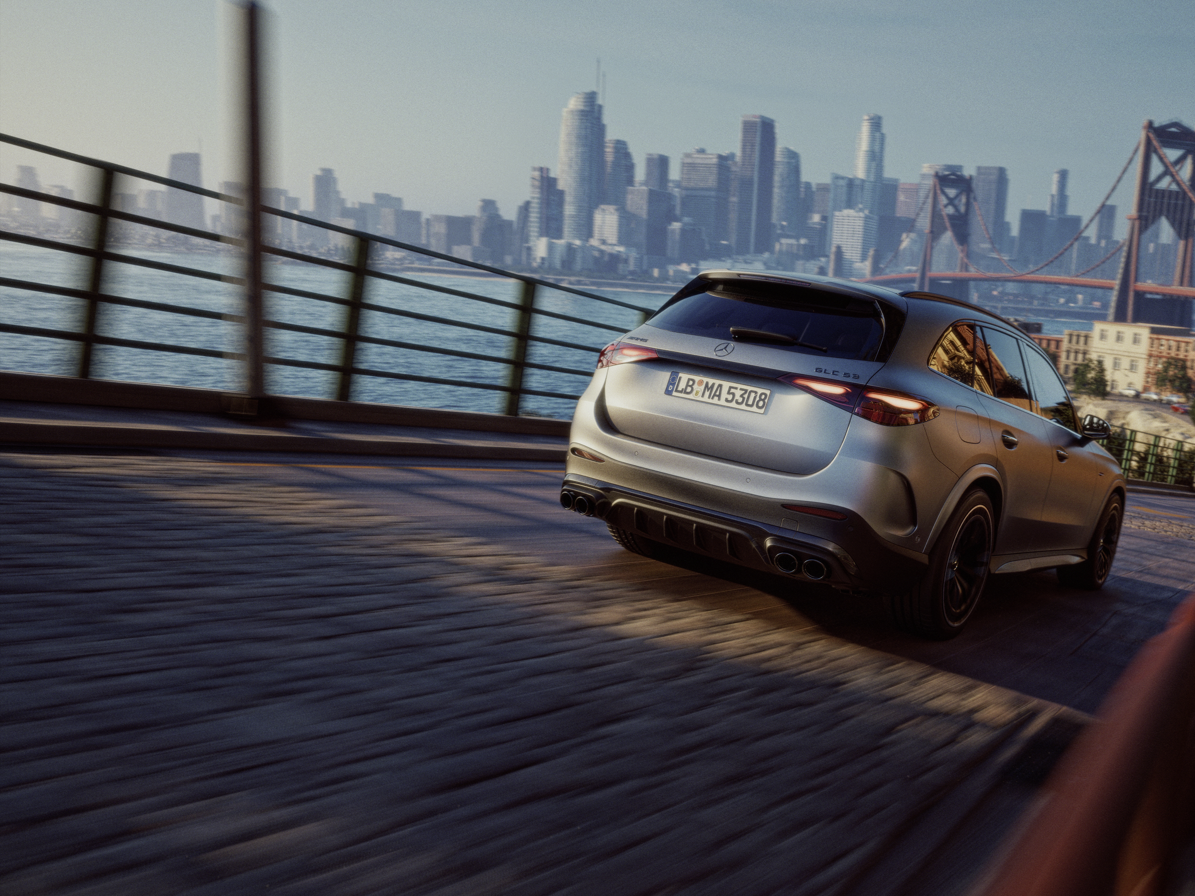 Prestaciones | GLC | Mercedes-AMG Prestaciones del nuevo Mercedes-AMG GLC SUV.