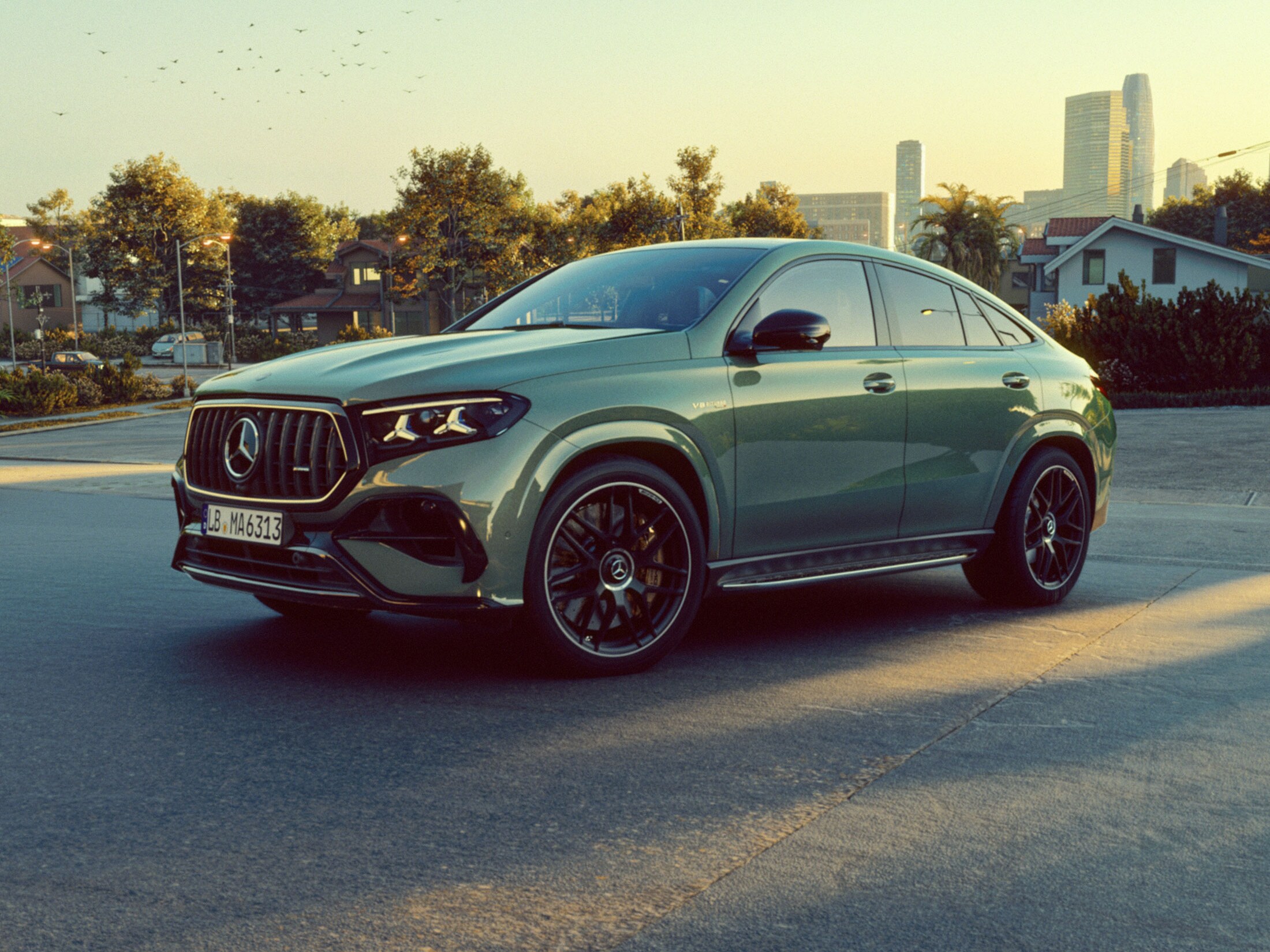 visual trasero del Mercedes-AMG GLE Coupé en color rojo
