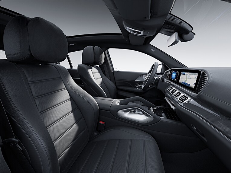 El interior del Mercedes-Benz GLE Coupé con la línea AMG Line.