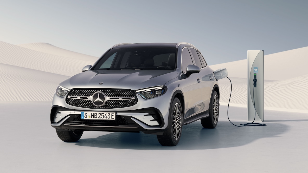 Vista lateral frontal del GLC de Mercedes-Benz