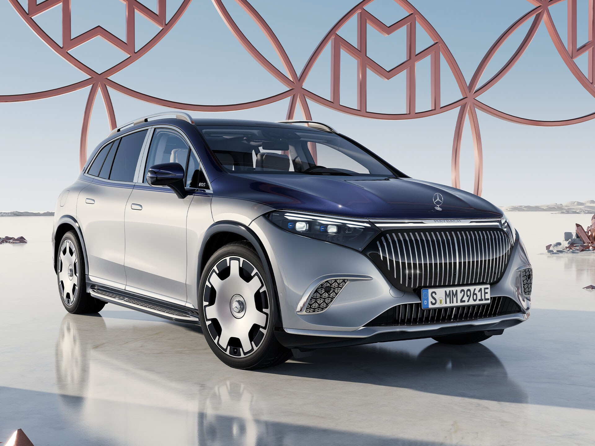 Vista frontal del Mercedes-Maybach EQS SUV-Tourer.