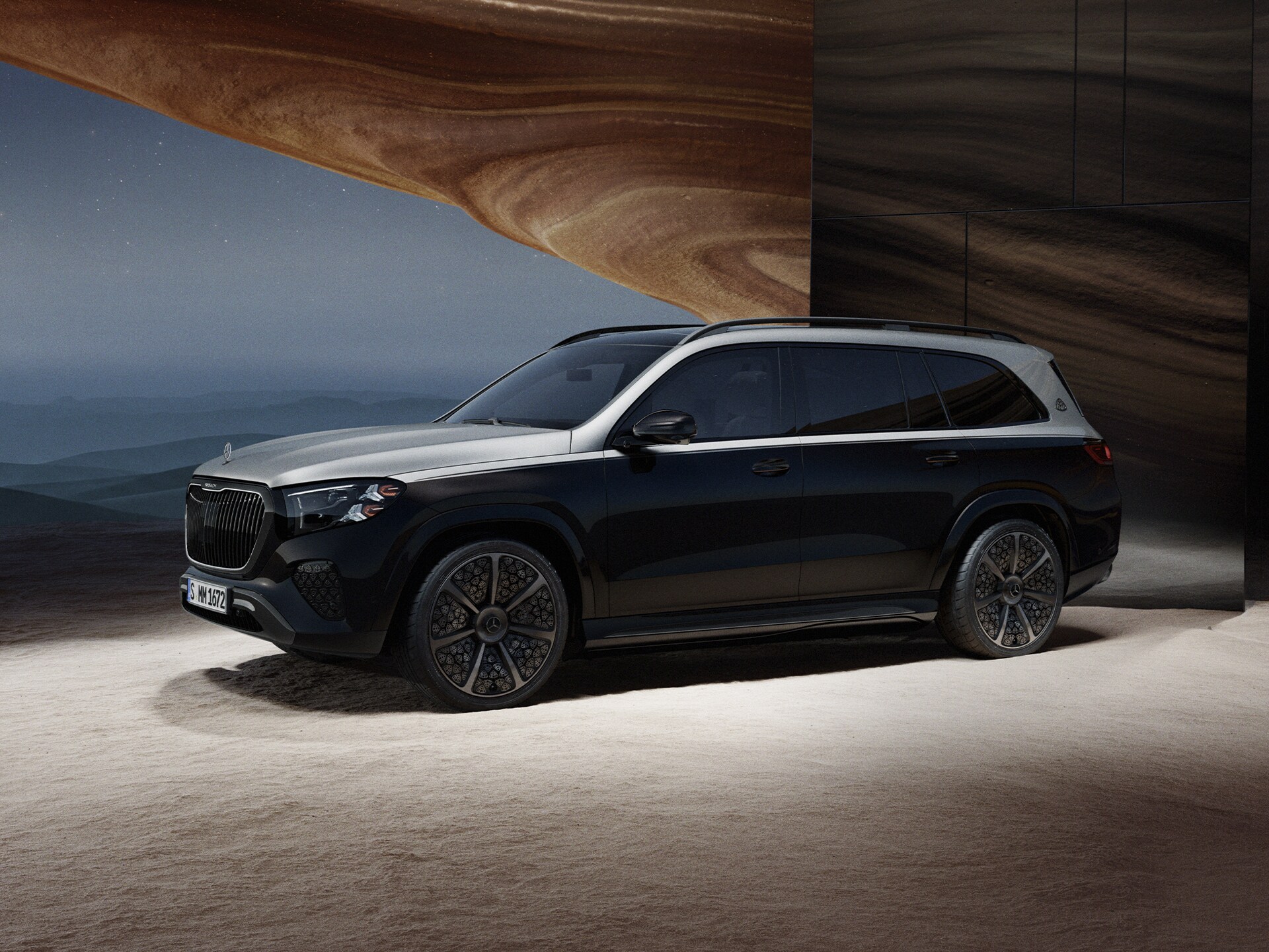 Vista frontal del Mercedes-Maybach GLS Night Series.