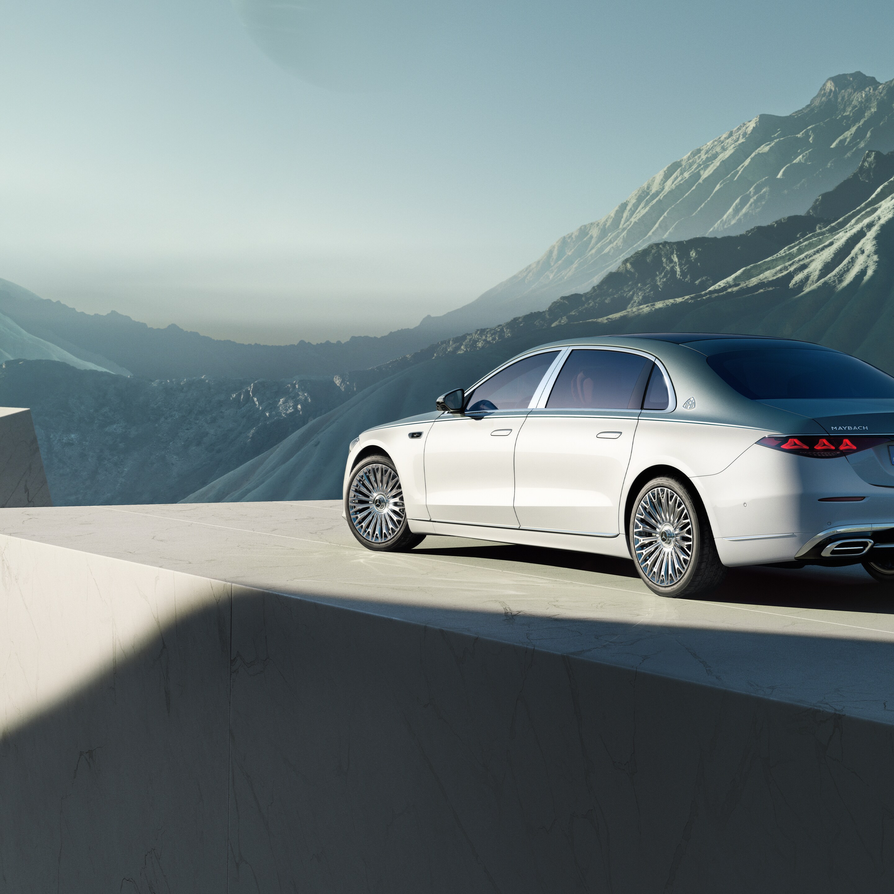 Vista lateral del Mercedes-Maybach Clase S.