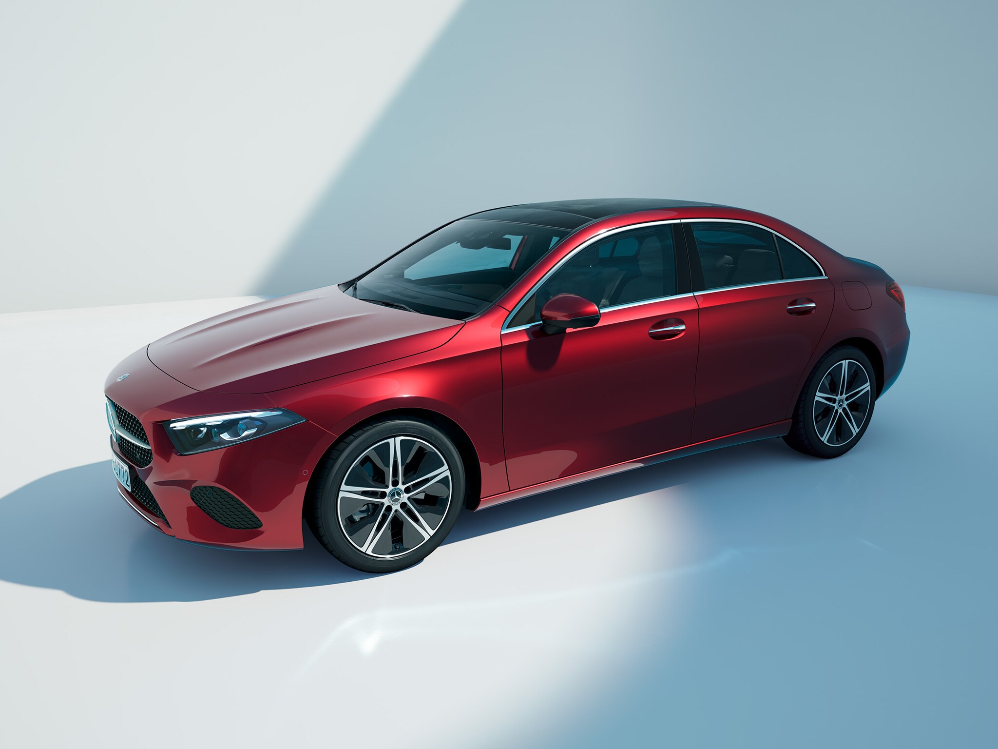 La imagen muestra el Clase A Berlina de Mercedes-Benz