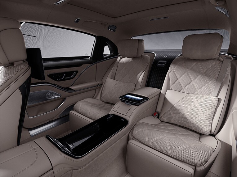 El habitáculo del Mercedes-Maybach Clase S.