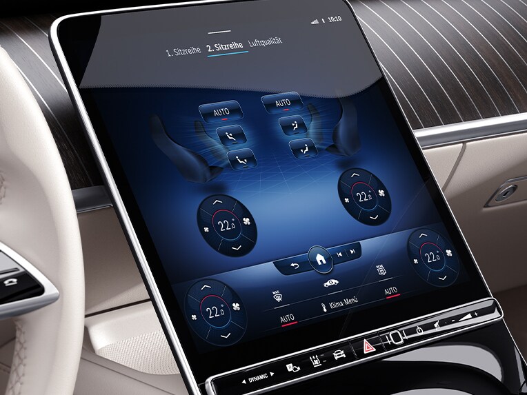 El Mercedes-Benz Clase S Berlina, versión larga, con climatización automática THERMOTRONIC en la parte trasera.