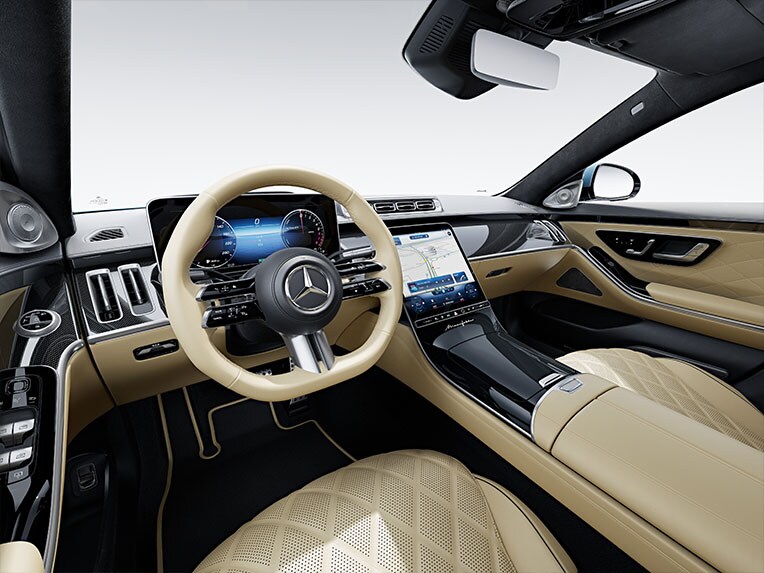 El paquete de equipamiento para el interior MANUFAKTUR de la Clase S Berlina, versión larga, de Mercedes-Benz.
