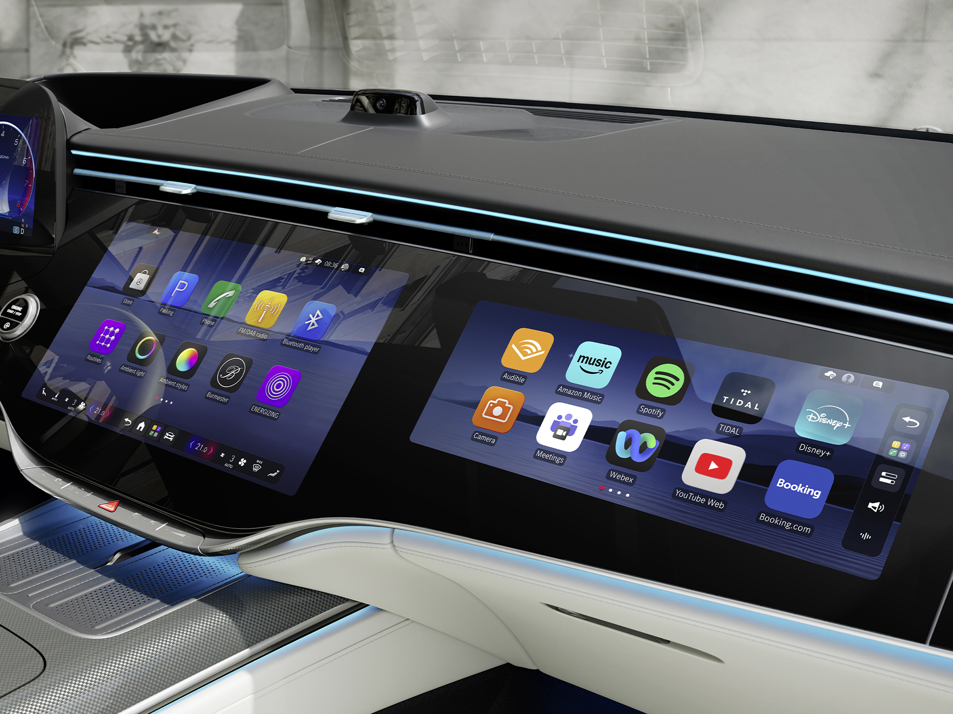 MB.OS | Clase S Berlina | Mercedes-Benz La MBUX Superscreen en el puesto de conducción del nuevo Clase S Berlina de Mercedes-Benz en su versión larga mostrando el MB.OS de Mercedes-Benz.