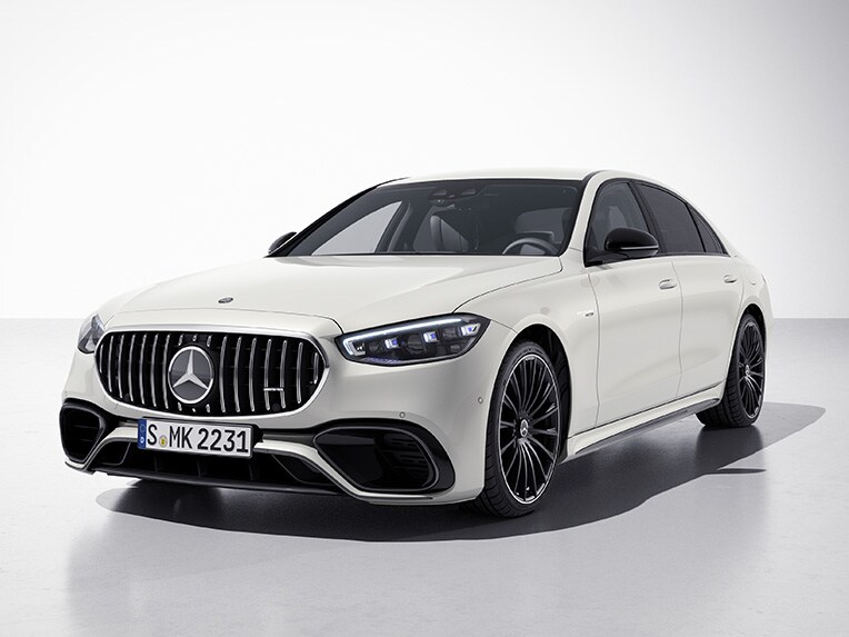 El exterior del Mercedes-AMG S 63 E PERFORMANCE Berlina con paquete AMG Night.
