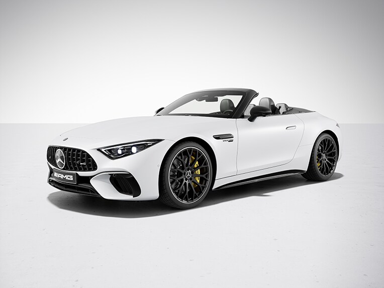 El Mercedes-AMG SL 63 S E PERFORMANCE con el paquete Night II de AMG.