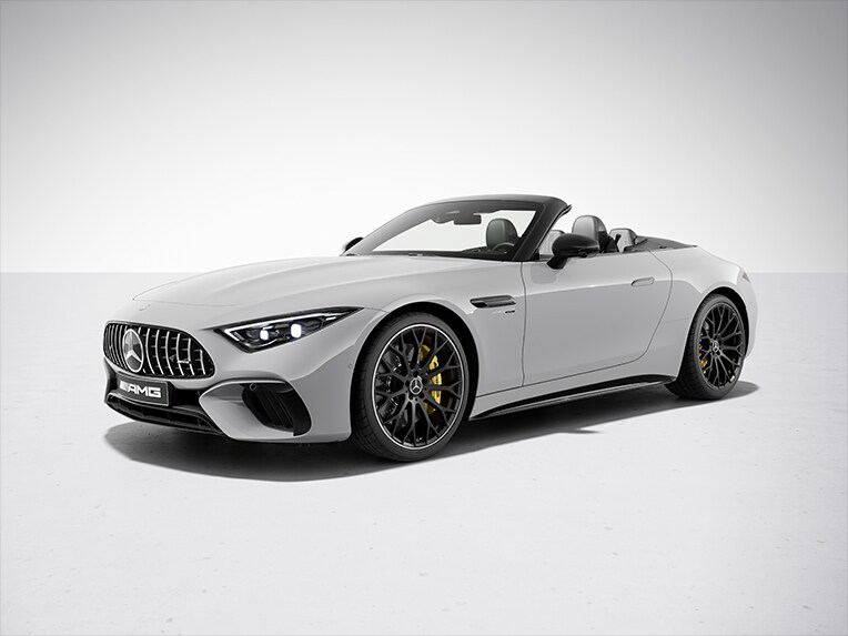 El Mercedes-AMG SL 63 S E PERFORMANCE con el paquete Night de AMG.
