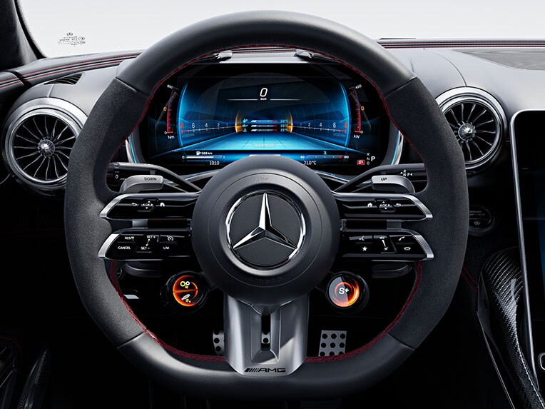Volante AMG Performance en napa/microfibra MICROCUT del Mercedes-AMG SL 63 S E PERFORMANCE.