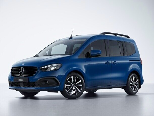 El diseño frontal de la Clase T de Mercedes-Benz.