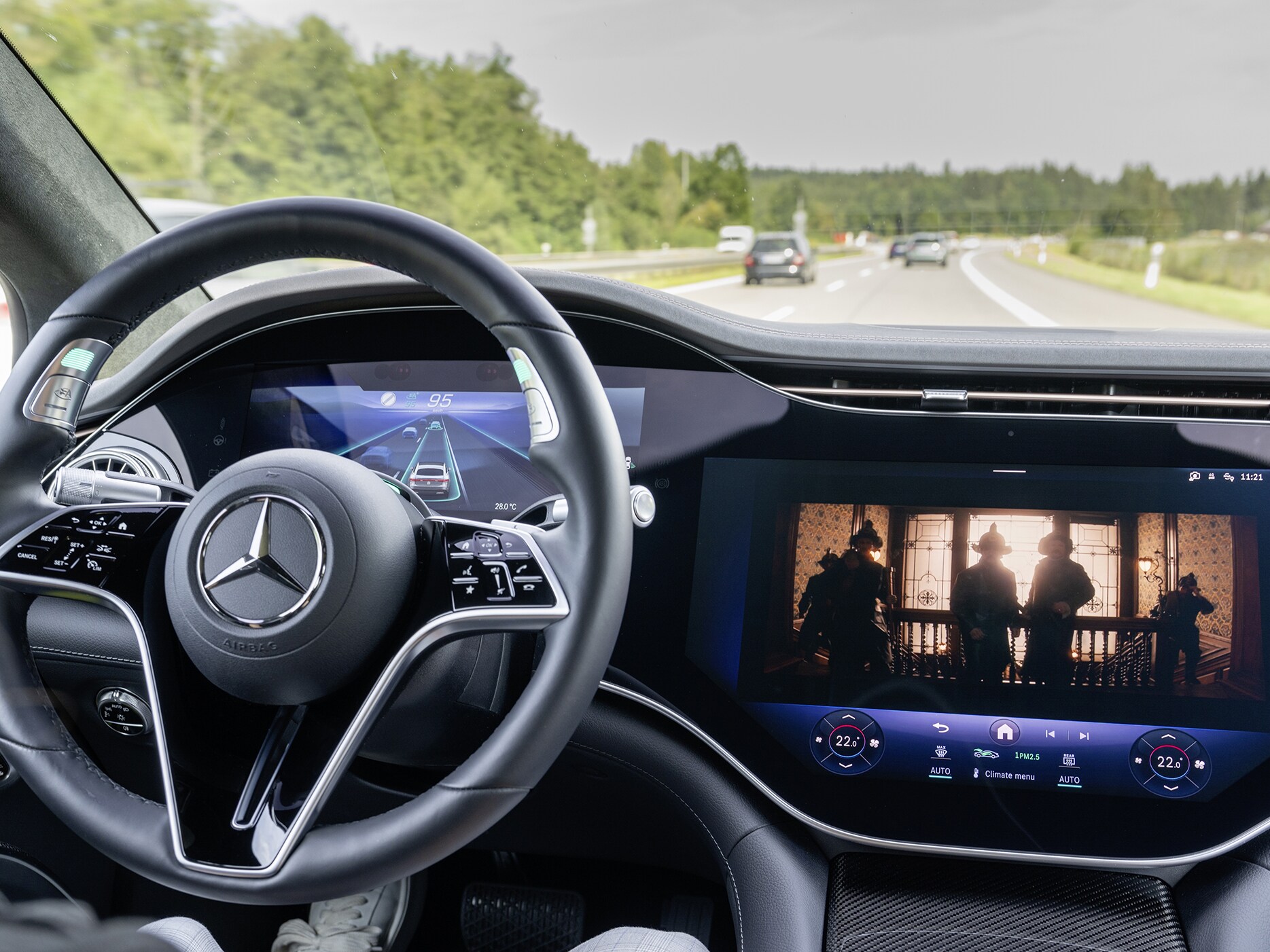 Puesto de conducción de un Mercedes-Benz.