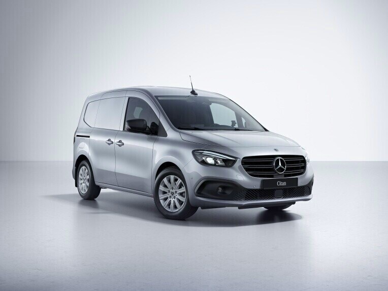 La Mercedes-Benz Citan Furgón en la línea de equipamiento SELECT.
