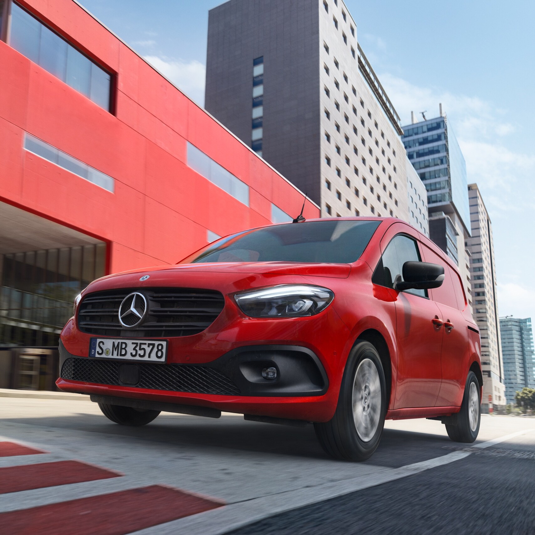 La Mercedes-Benz Citan Furgón en acción.