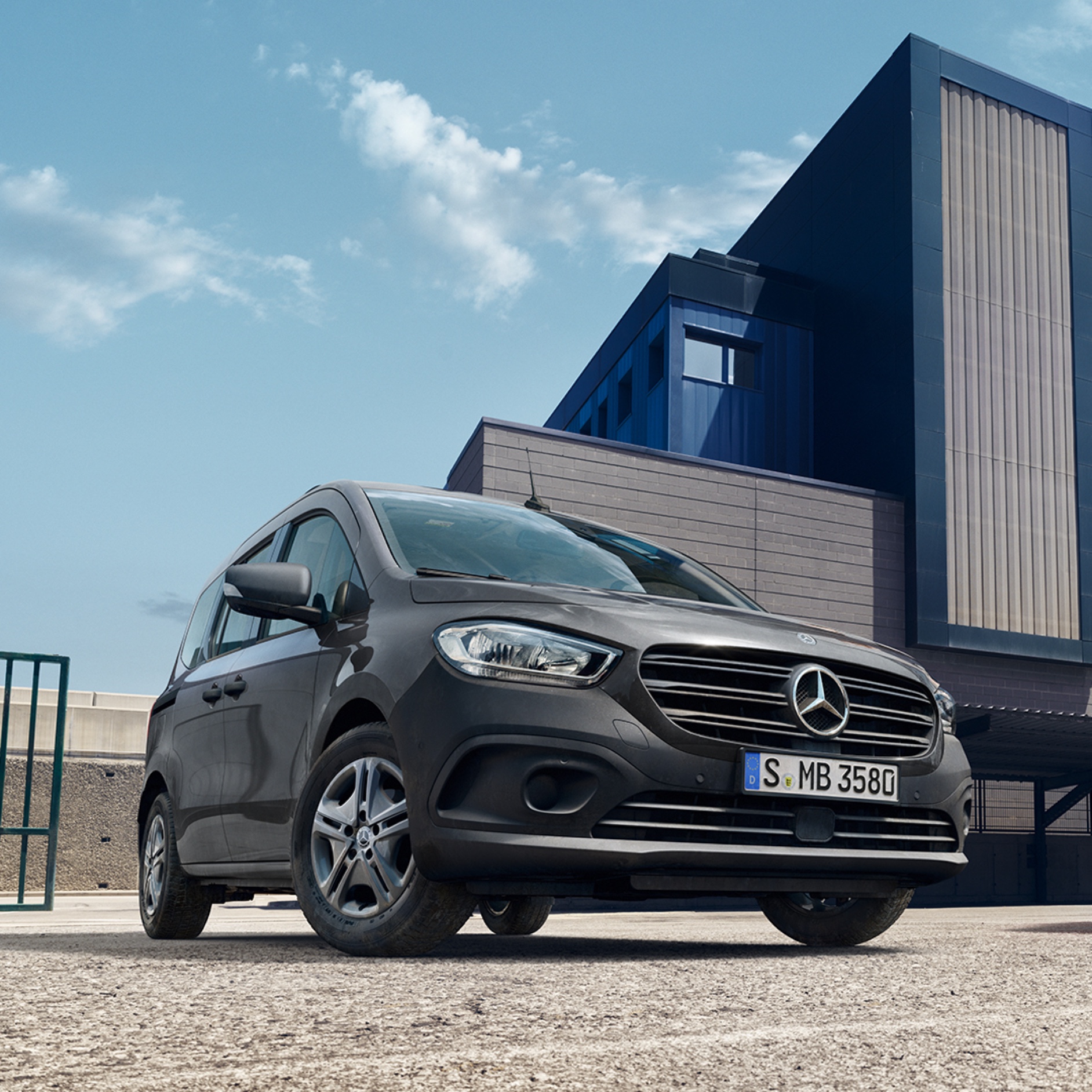 Citan Tourer | Mercedes-Benz La Mercedes-Benz Citan Tourer en acción.